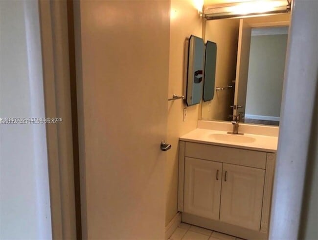 Building Photo - 3089 NE 183rd Ln