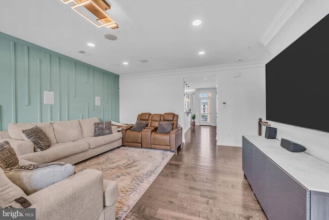 Building Photo - 23548 Belvoir Woods Terrace