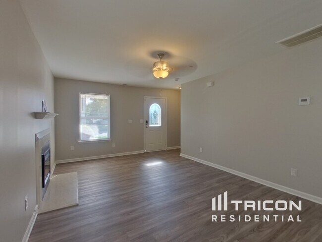 Building Photo - 345 Hunslet Cir