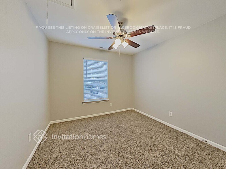 Building Photo - 12122 Stewarts Crossing Dr