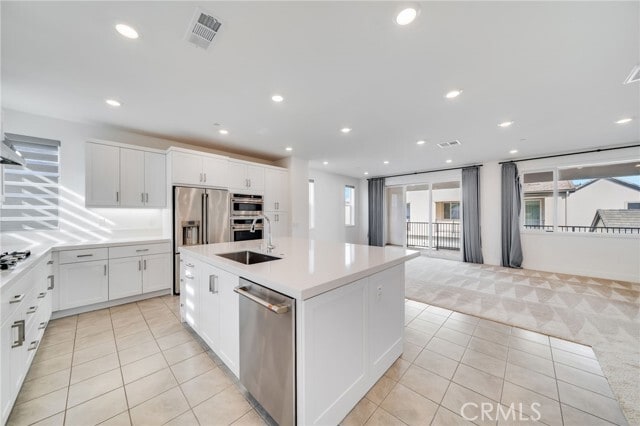 Building Photo - 241 Culture