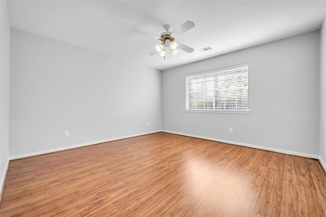 Building Photo - 3827 Bratton St