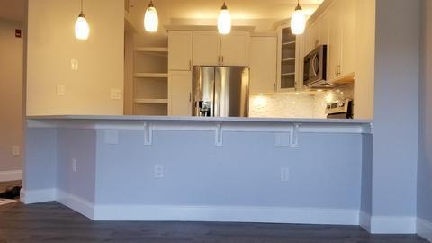 Building Photo - 300 Uno Lago Dr