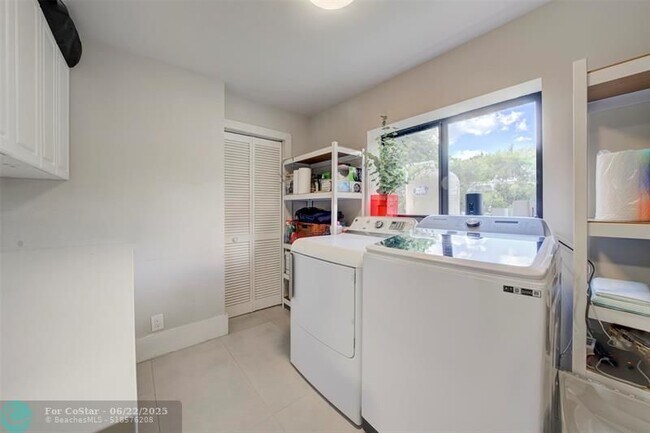 Building Photo - 5755 NW 65th Terrace