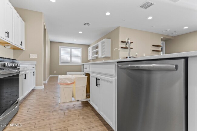 Building Photo - 2603 S Barks Canyon Trail