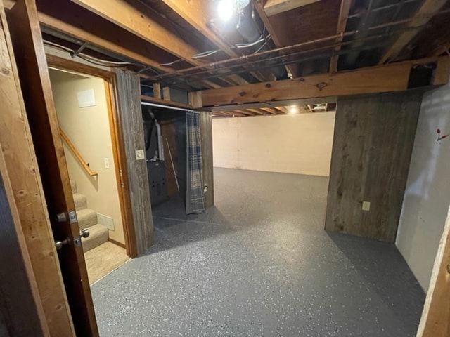 Building Photo - 208 Greenleaf Dr