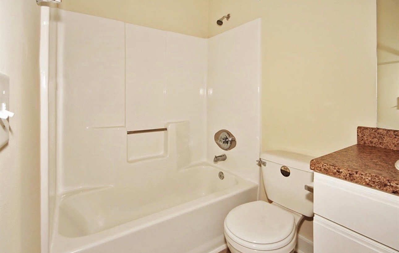 Building Photo - 5155 Sugar Crest Dr