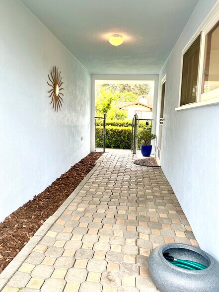 Building Photo - 2548 Via Carrillo