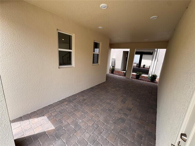 Building Photo - 14727 Field Daisy Dr