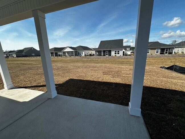 Building Photo - Custom Home in Bella Vita!