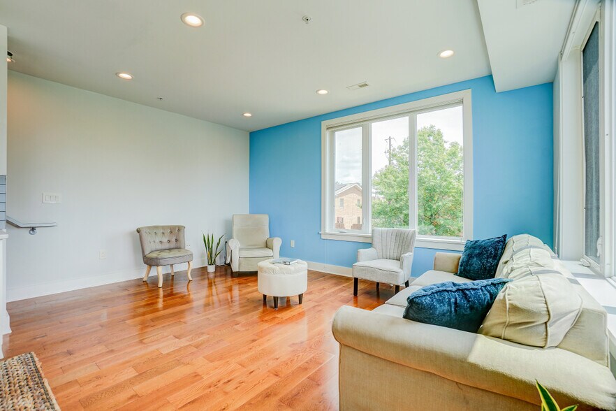 Living Room with South and East Facing Windows - 800 21st St NE
