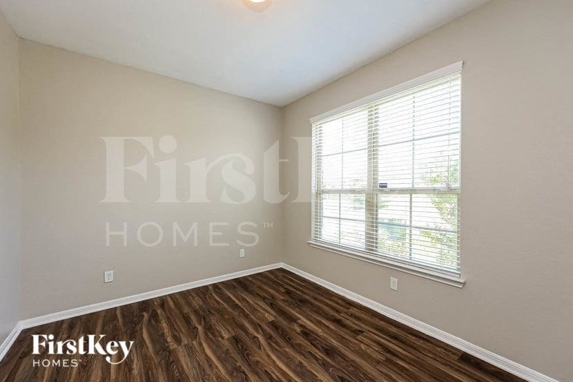 Building Photo - 3218 Storm Watch