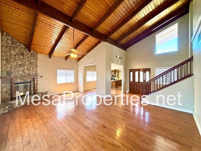 Building Photo - 18119 Pier Dr