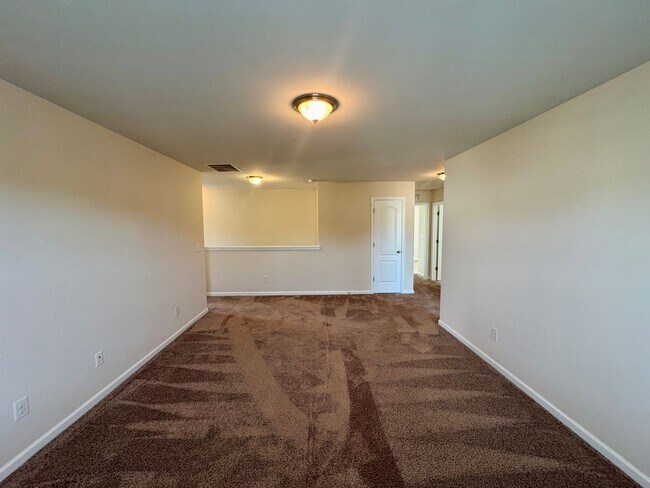 Building Photo - Spacious 5BR/3BA Home in Fort Mill
