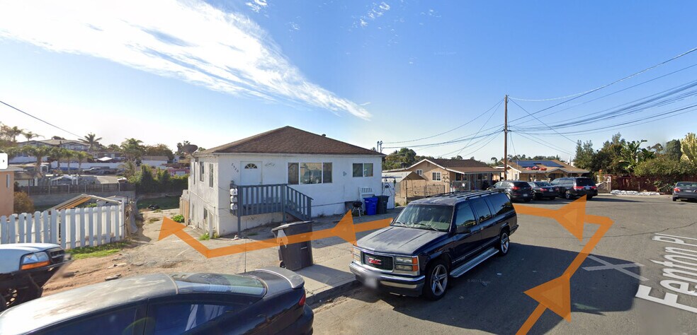 Building Photo - 2520 Fenton Pl