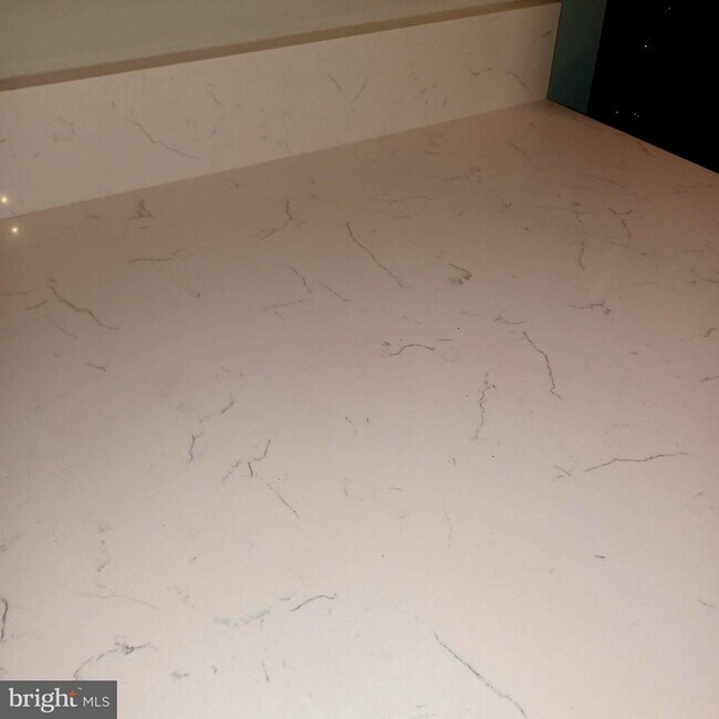 Building Photo - 3701 S George Mason Dr