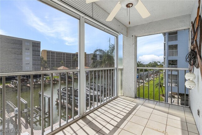 Building Photo - 4531 Bay Beach Ln