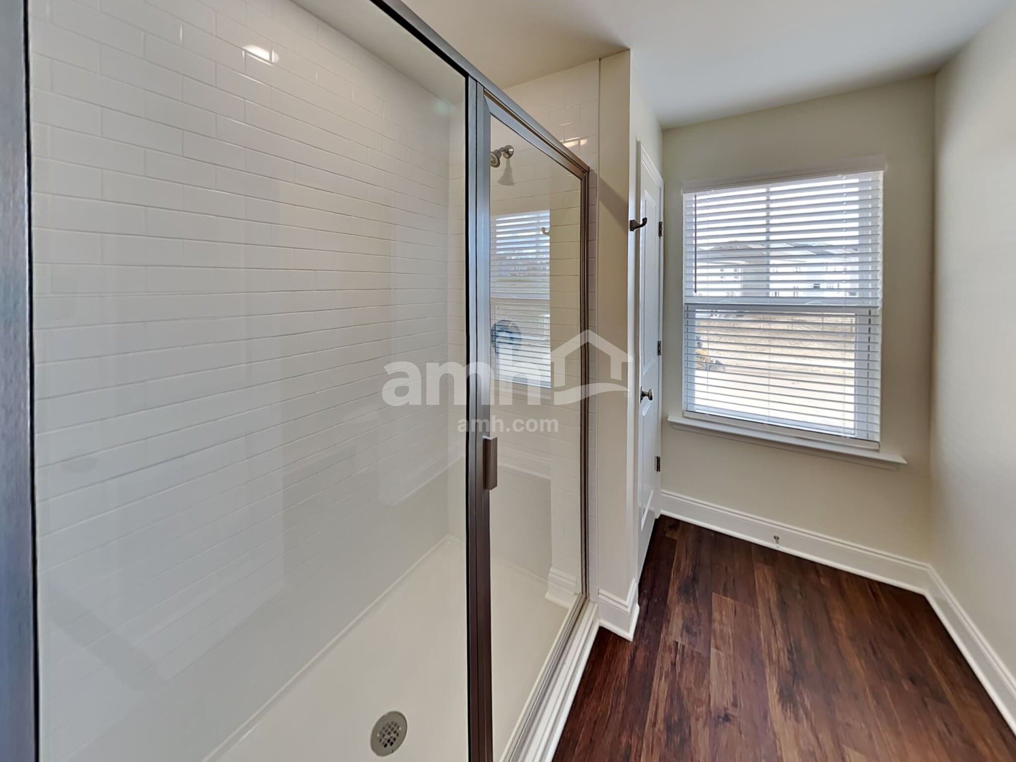 Building Photo - 2048 Williamshire Ln
