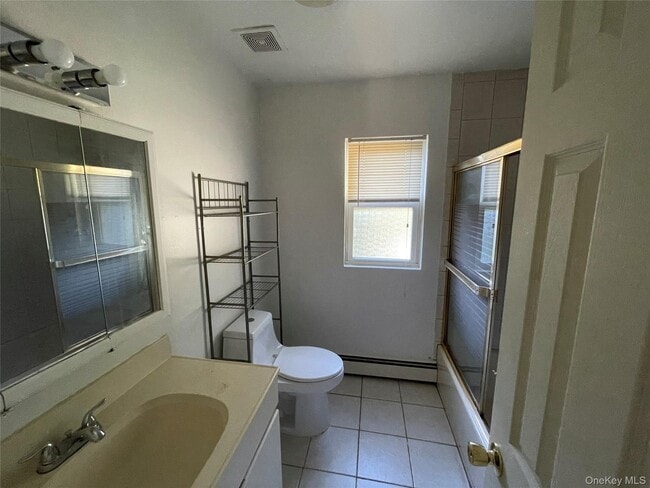 Building Photo - 31 Altamore St