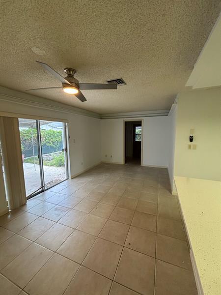 Building Photo - 7663 NW 73rd Terrace