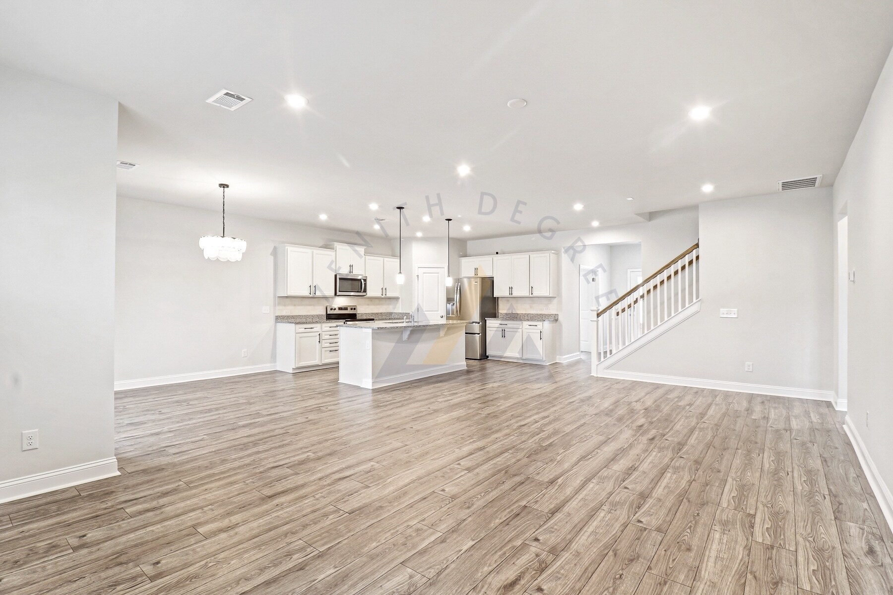 Building Photo - 124 Danner Dr