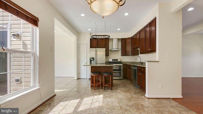 Building Photo - 14527 Pittman Ct