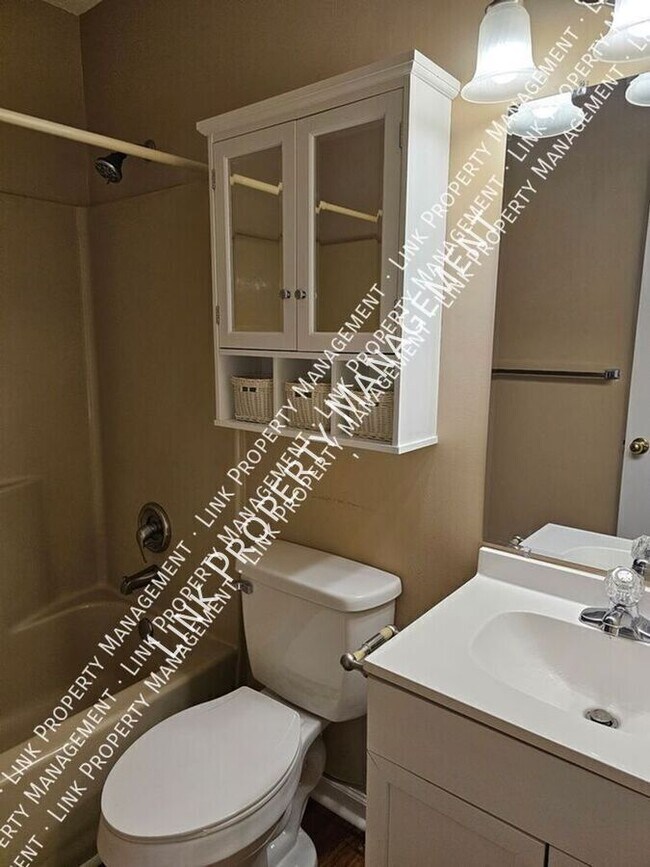 Building Photo - 5364 Haisten Ct