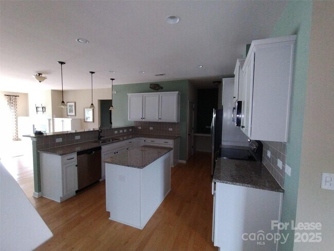 Building Photo - 105 E Neel Ranch Rd