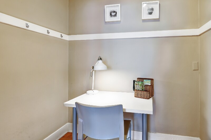 Building Photo - 311 12th Ave E