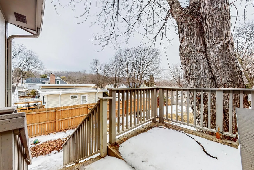 Private Deck - 1015 12th St NW