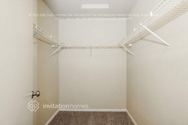 Building Photo - 5000 Mesa Ridge Dr