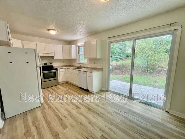 Building Photo - 5513 Glenrock Dr