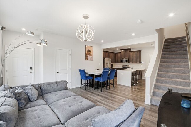 Building Photo - Step into a beautifully designed contemporary residence that exudes style and comfort at every turn.