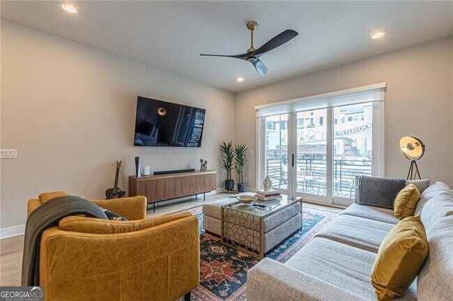 Building Photo - 699 Vidalia Ln