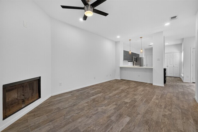 Building Photo - 12691 Briar Patch Dr