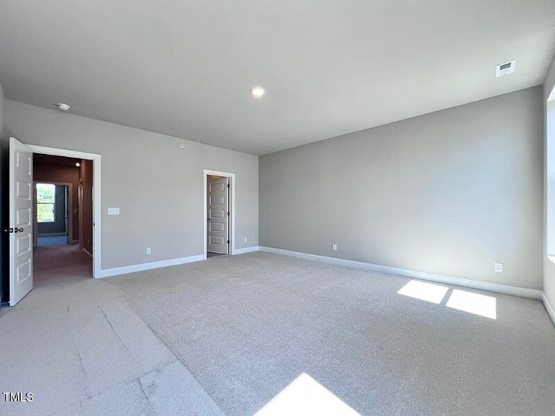 Building Photo - 1245 S Blount St