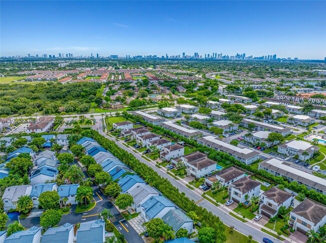 Building Photo - 268 NE 210th Way