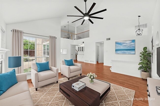 Primary Photo - 4709 Thorntree Dr