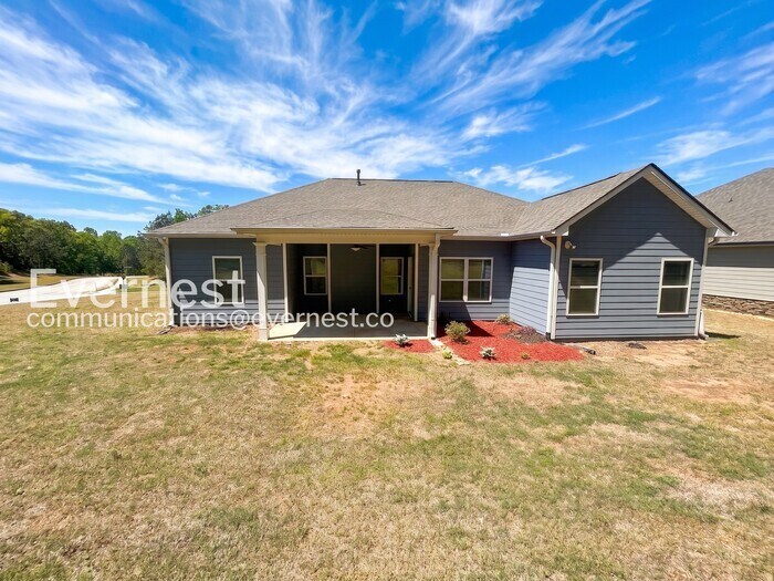 Building Photo - 8395 Loch Lomand Ln