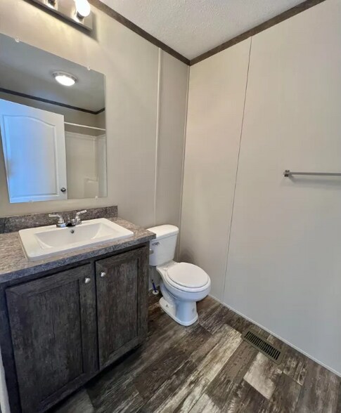 Building Photo - 17028 Sleepy Hollow Blvd