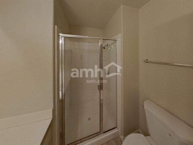 Building Photo - 2696 Pala Dura Dr