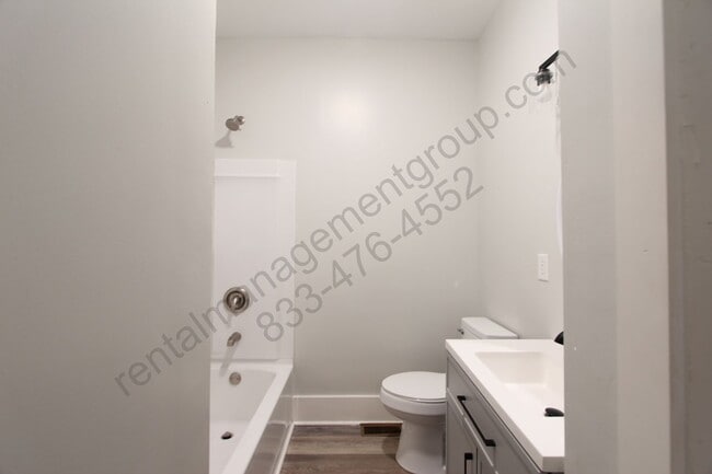 Building Photo - Great Home - 3BR 2BA - New on The Market -...
