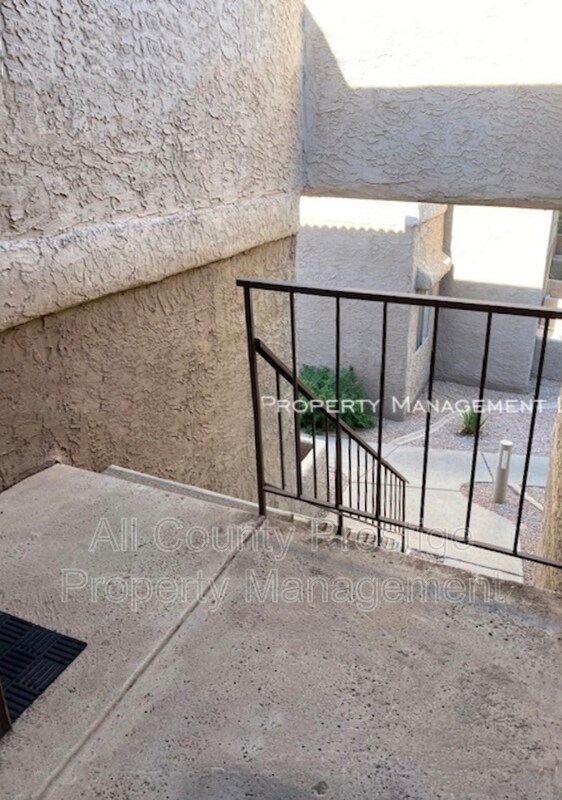 Building Photo - 4554 E Paradise Village Pkwy N