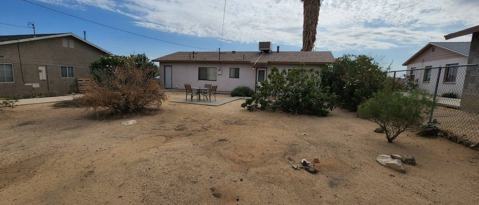 Building Photo - 6250 Morongo Rd