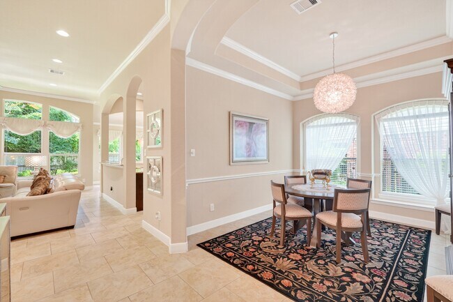 Building Photo - 55 S Victoriana Cir