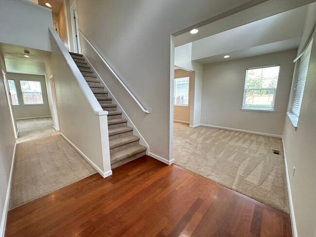 Building Photo - Sanders Mill Neighborhood 3 Bedroom, 2 Bat...