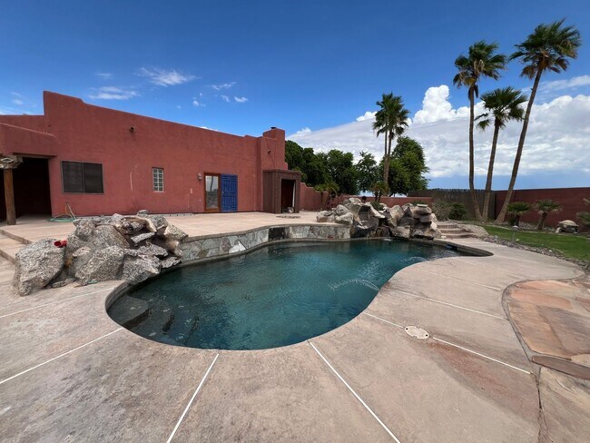 Building Photo - UNIQUE HOME ON ACREAGE!