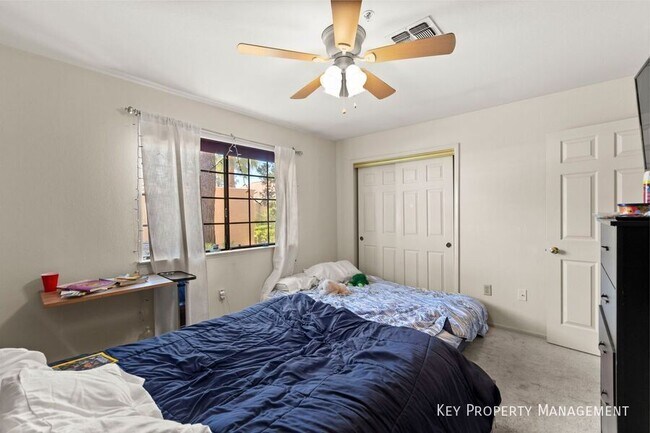 Building Photo - 2851 S Valley View Blvd