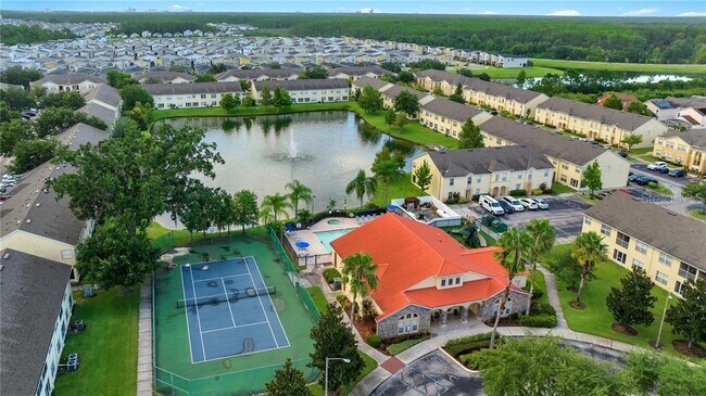 Building Photo - 2714 Club Cortile Cir