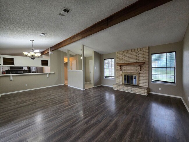 Building Photo - 1710 Joy Dr